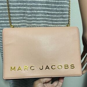 Marc Jacob’s Pink rose large crossbody gold chain leather bag